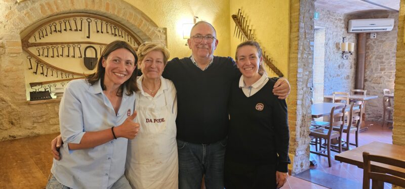 Sergio and Lucia Failli with daughters, Alessia and Barbara, at Da Pode