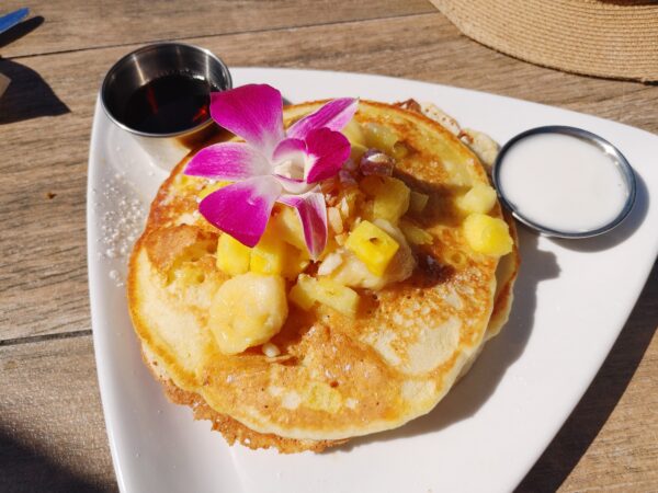Banana Macadamia Nut Pancakes at Castaways Cafe