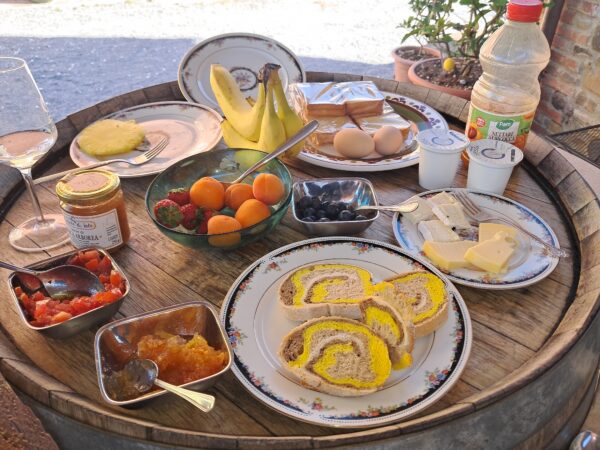 Breakfast at Fattoria Carmignani